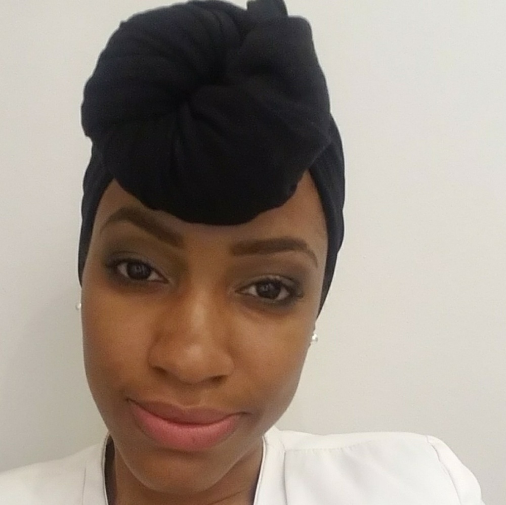 Meet your Posher, Priscilla